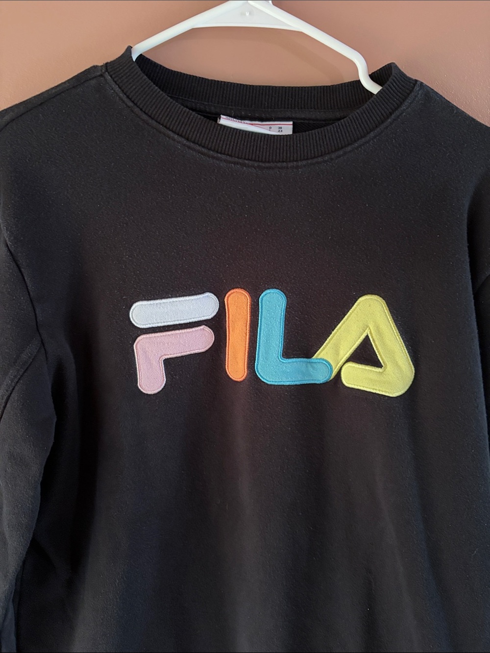 Y2K FILA Black Crewneck Sweater with Pastel Multicolor Logo - Picture 3 of 5